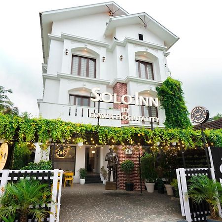 Solo Inn By Hawk Hospitality Kochi Eksteriør bilde