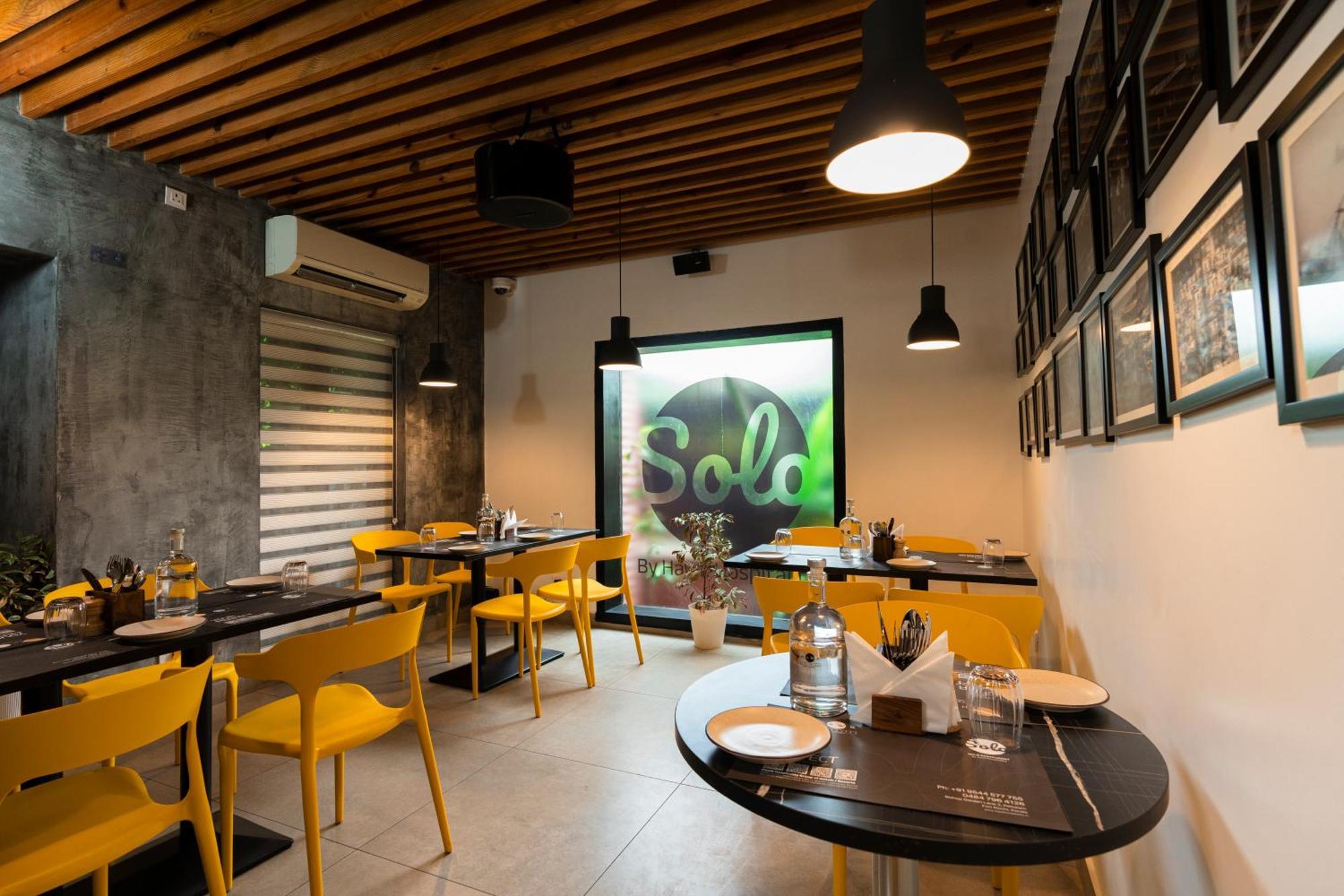 Solo Inn By Hawk Hospitality Kochi Eksteriør bilde