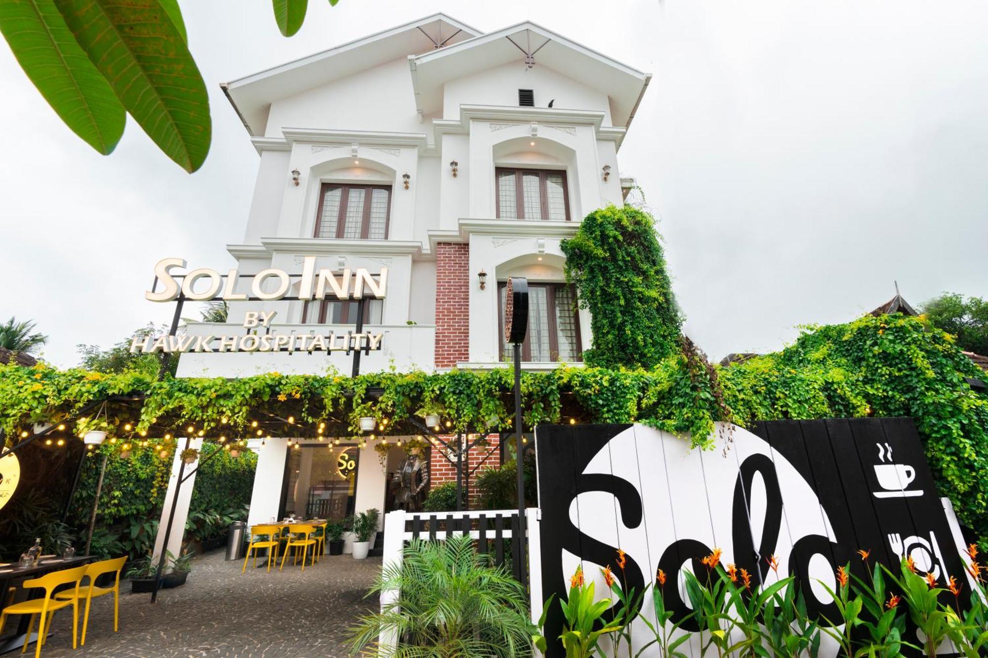 Solo Inn By Hawk Hospitality Kochi Eksteriør bilde