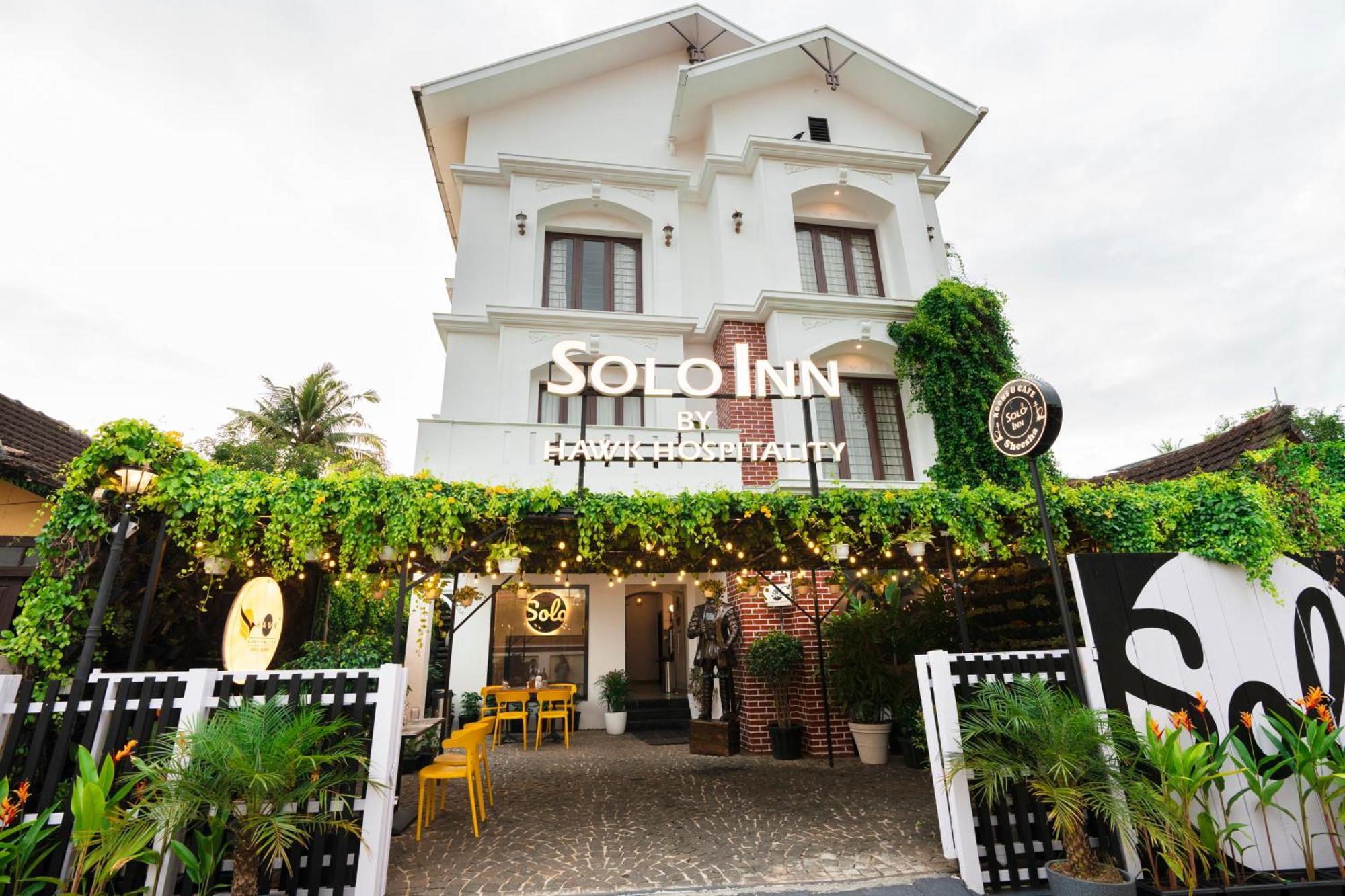 Solo Inn By Hawk Hospitality Kochi Eksteriør bilde