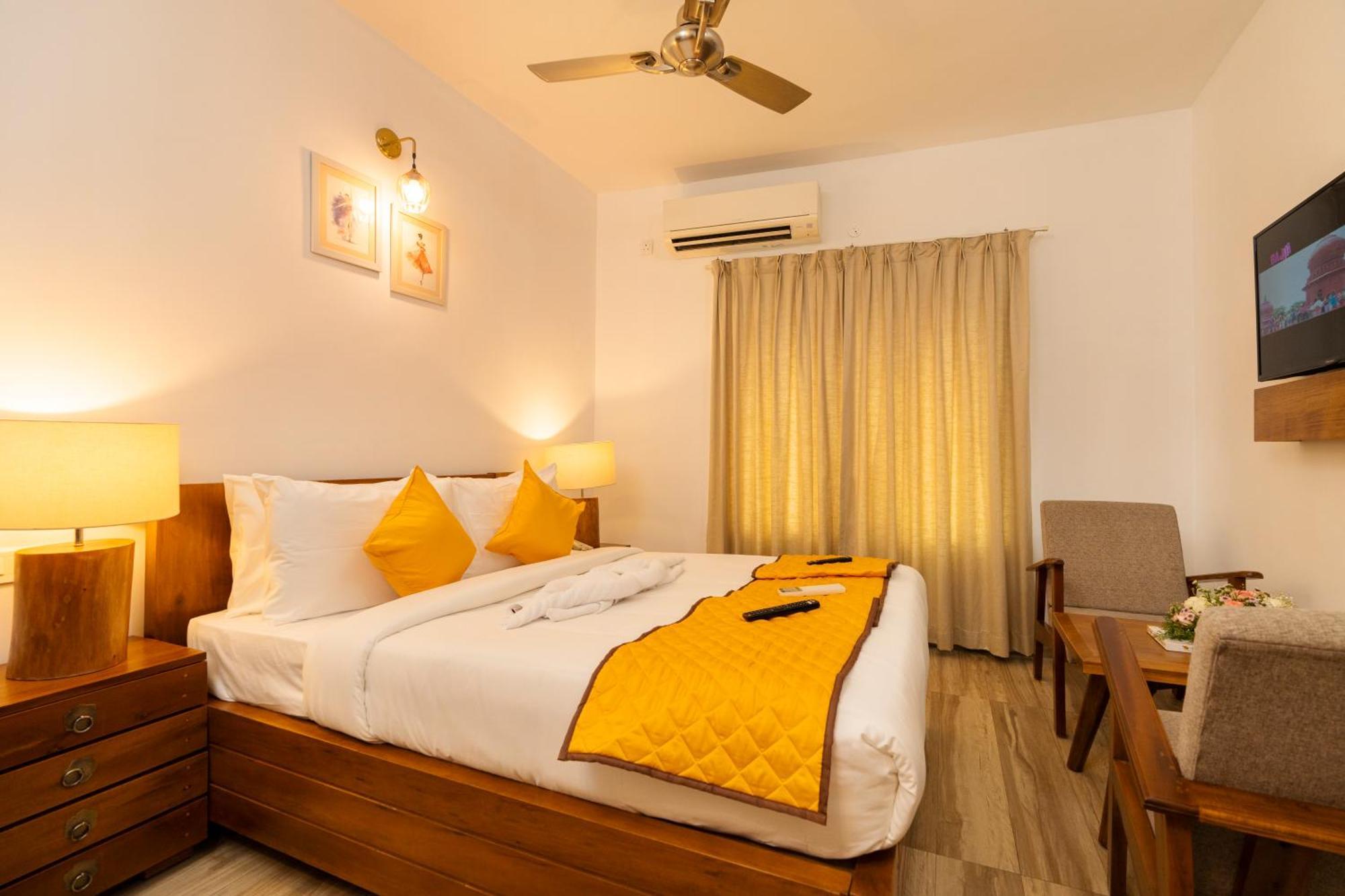 Solo Inn By Hawk Hospitality Kochi Eksteriør bilde