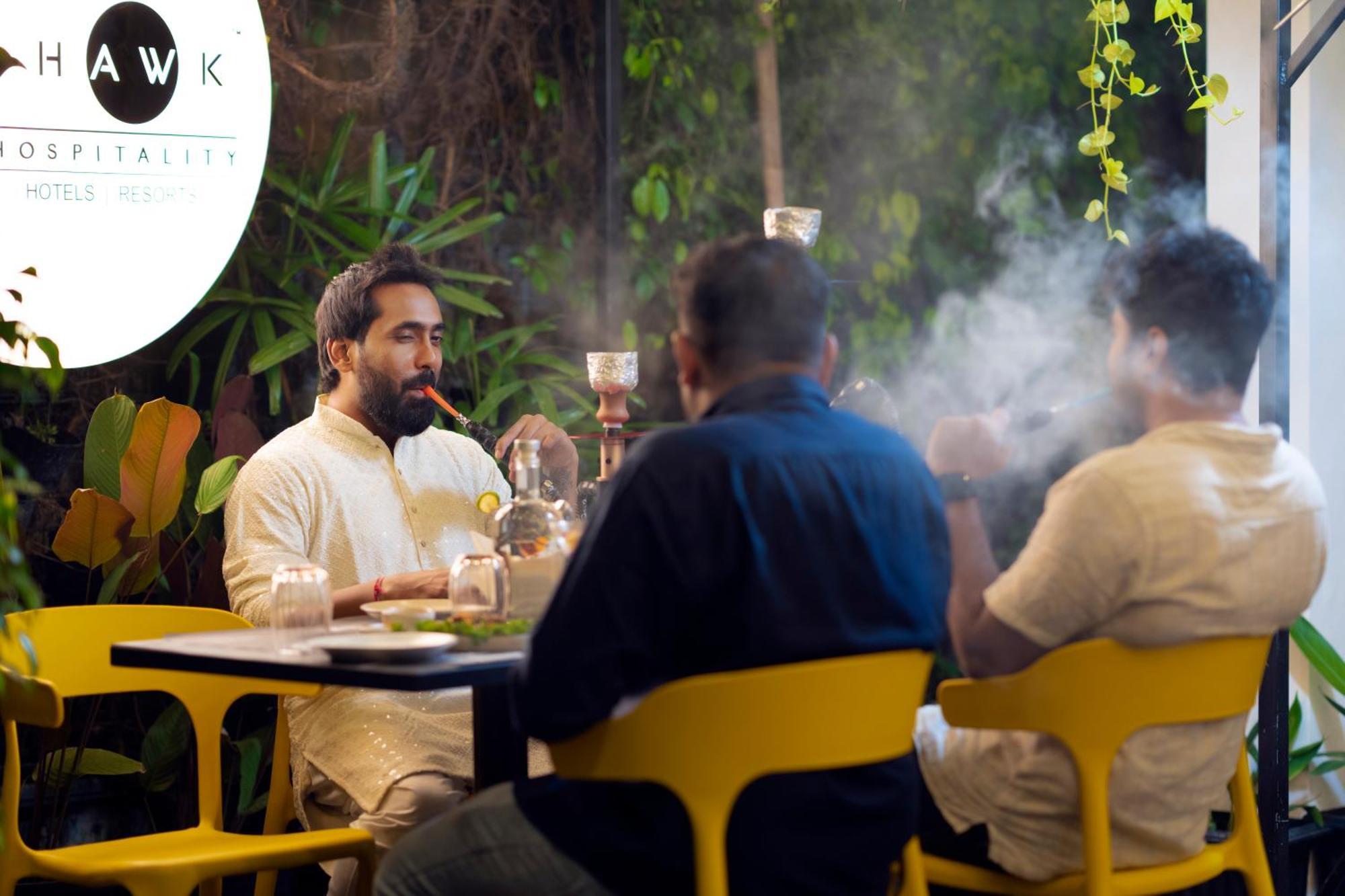 Solo Inn By Hawk Hospitality Kochi Eksteriør bilde