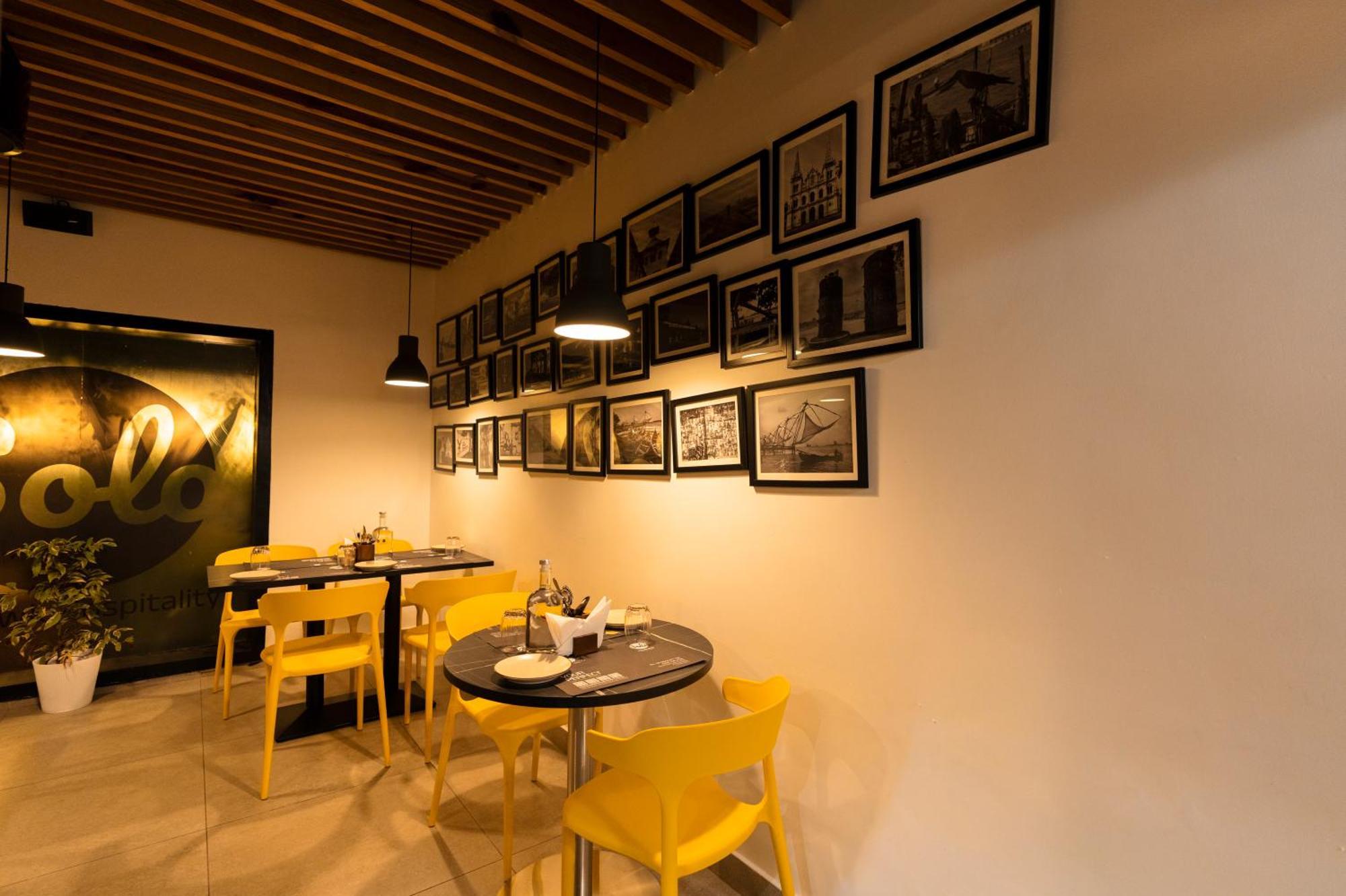 Solo Inn By Hawk Hospitality Kochi Eksteriør bilde