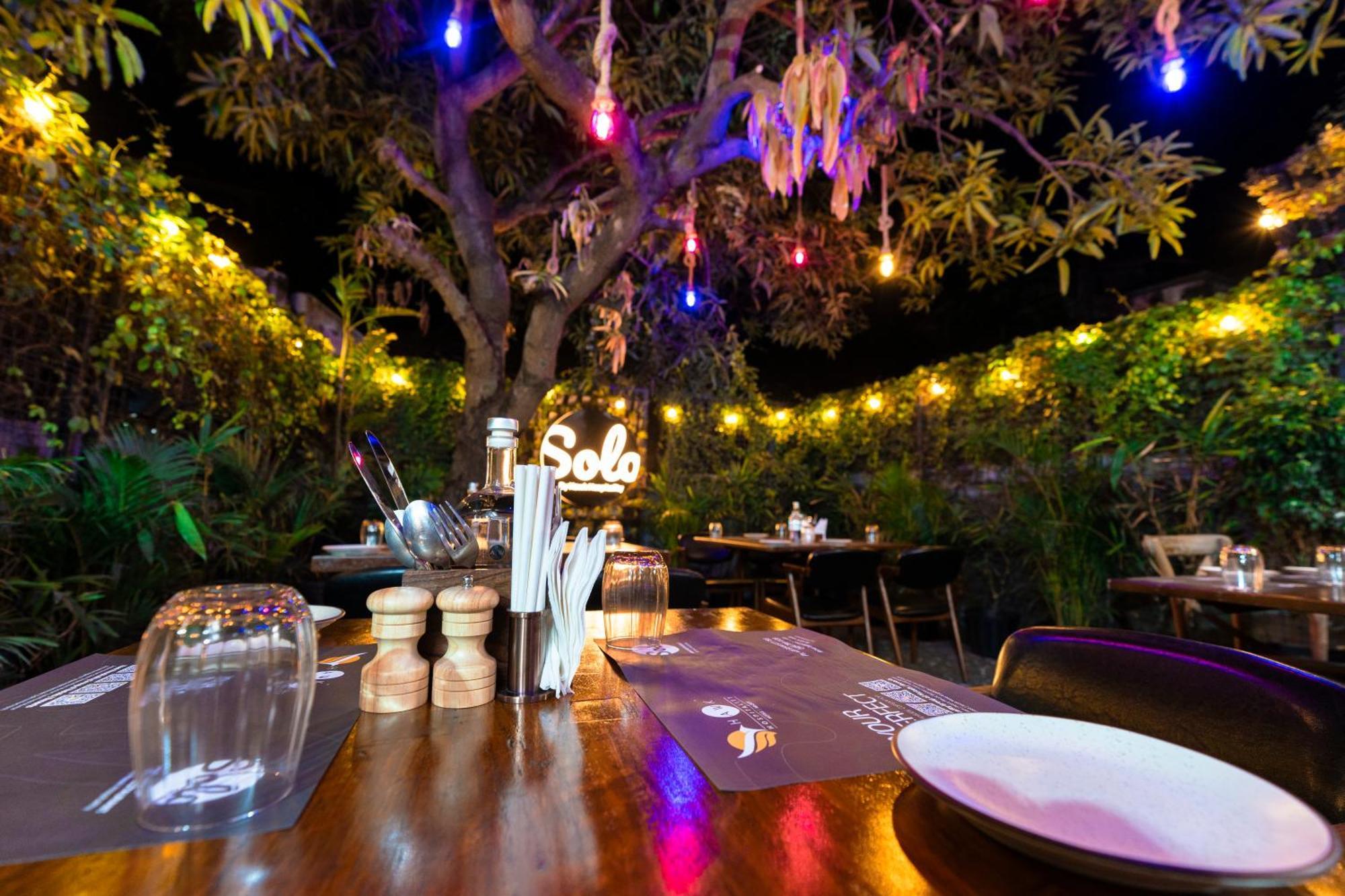 Solo Inn By Hawk Hospitality Kochi Eksteriør bilde